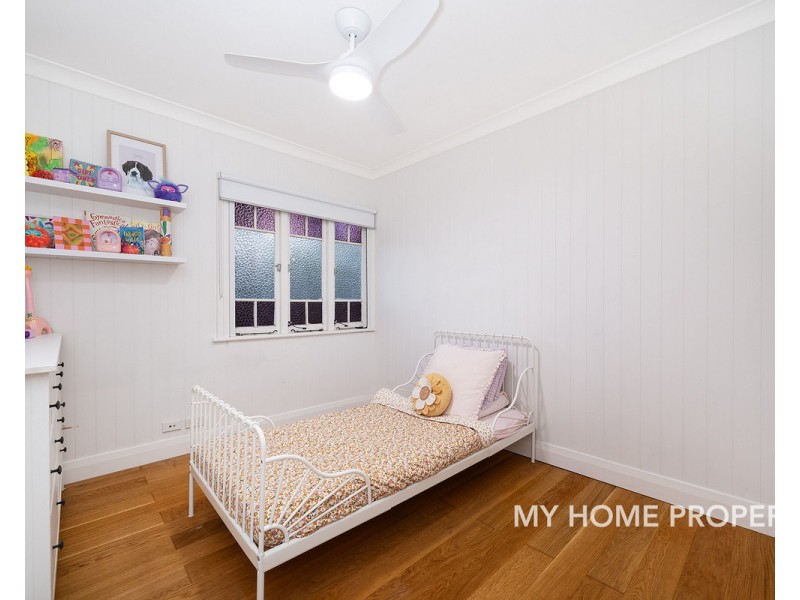 14 Tandoor Street, Morningside QLD 4170