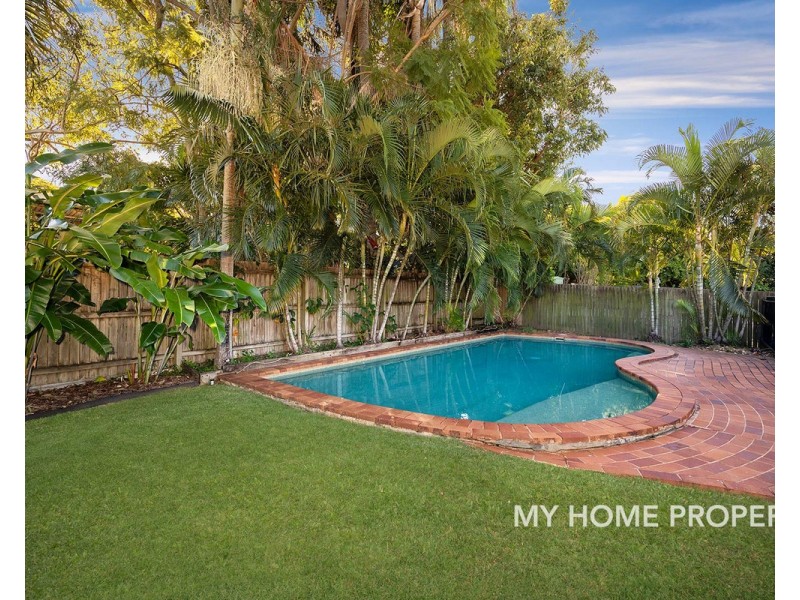 14 Tandoor Street, Morningside QLD 4170
