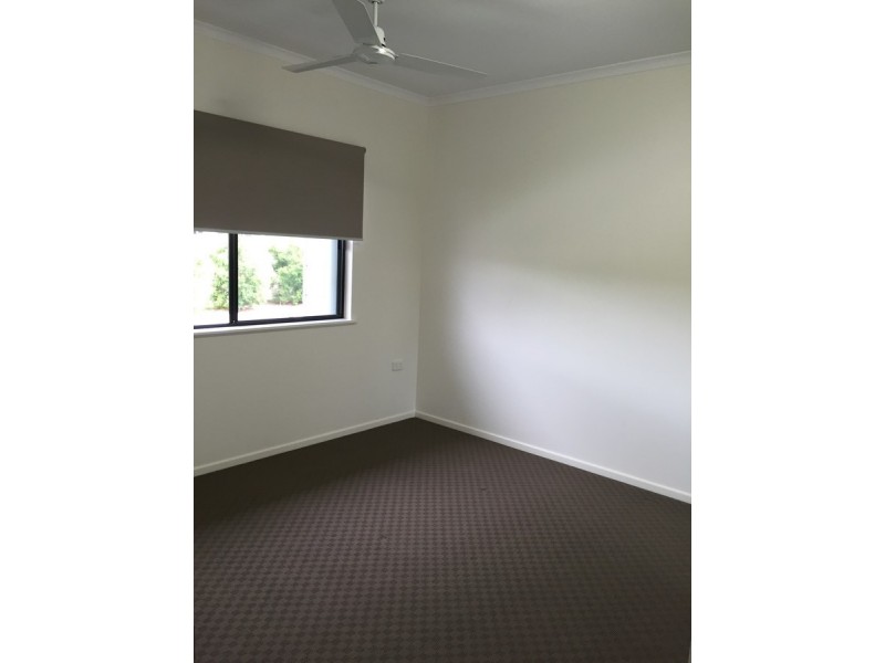 31 Mirrabook Avenue, Mareeba QLD 4880