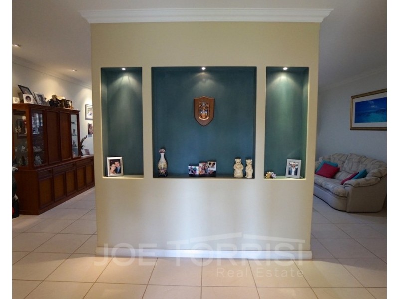 2 Josephine Close, Mareeba QLD 4880