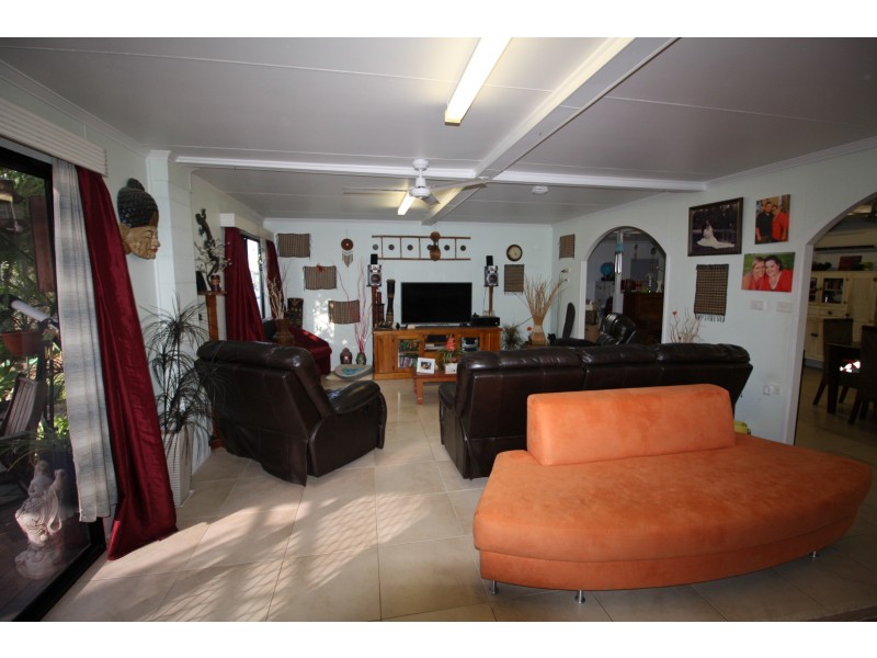 49 Walsh Street, Mareeba QLD 4880