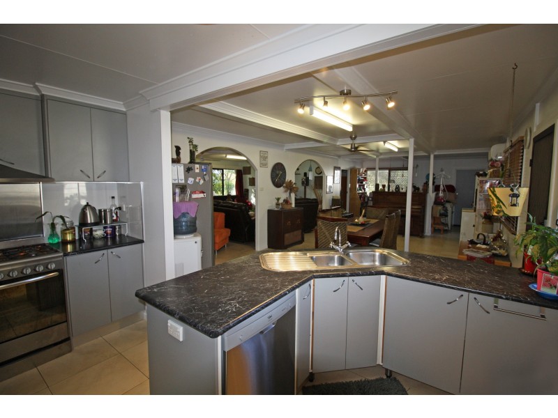 49 Walsh Street, Mareeba QLD 4880