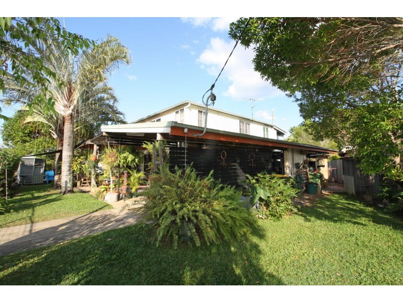 49 Walsh Street, Mareeba QLD 4880