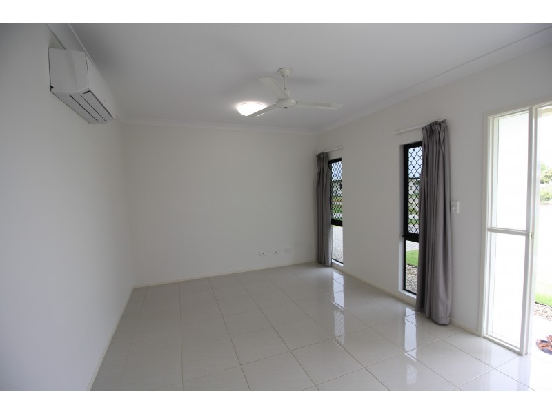 11 Wren Close, Mareeba QLD 4880