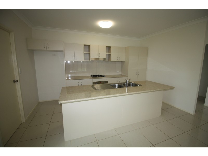 11 Wren Close, Mareeba QLD 4880