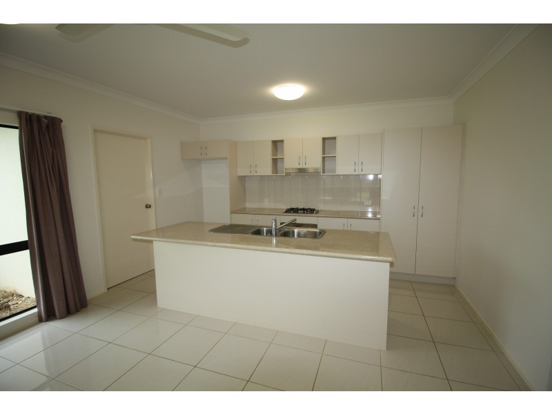 11 Wren Close, Mareeba QLD 4880