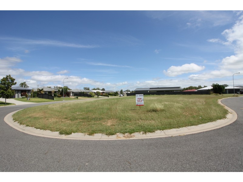 11 Amaroo Drive, Mareeba QLD 4880