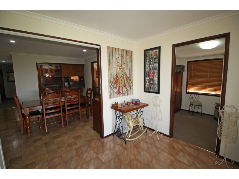 22 Hales Street, Mareeba QLD 4880