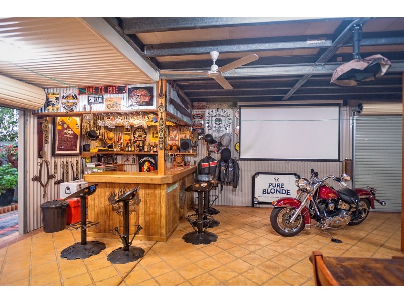 22 Hales Street, Mareeba QLD 4880