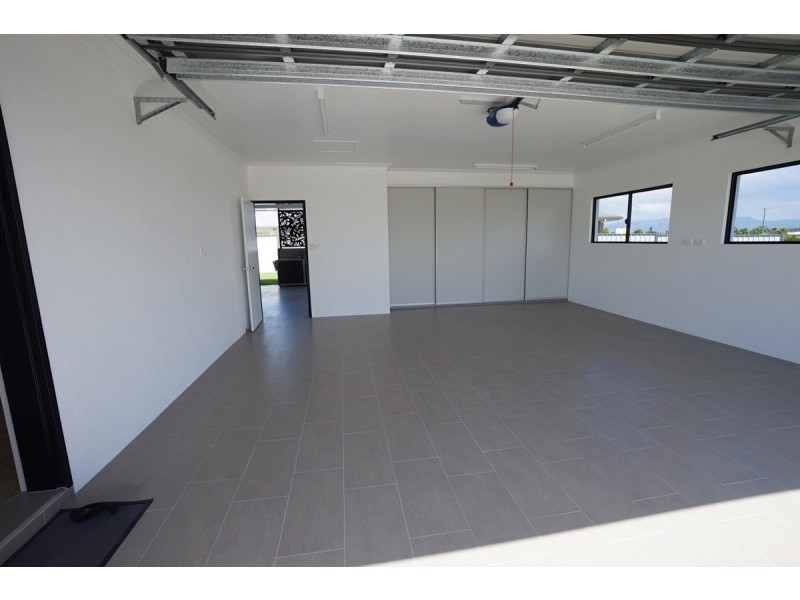 4 Jannali Court, Mareeba QLD 4880