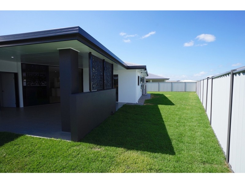 4 Jannali Court, Mareeba QLD 4880