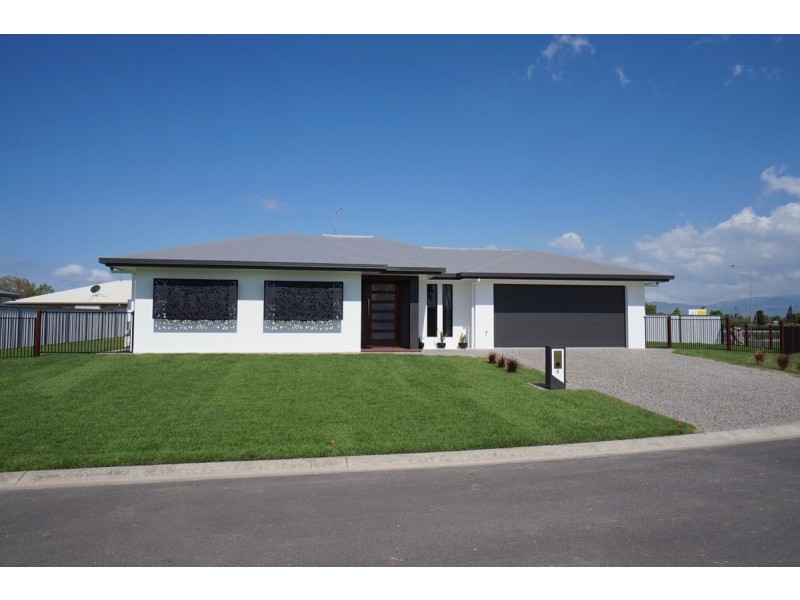 4 Jannali Court, Mareeba QLD 4880