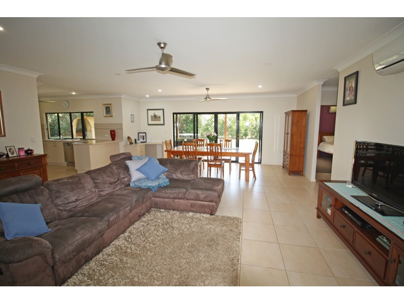 7 Dawson Road, Mareeba QLD 4880