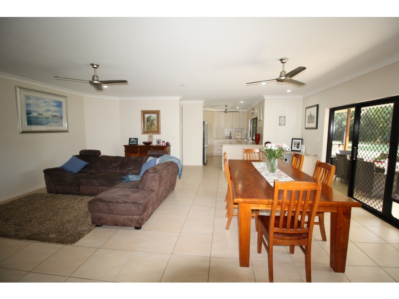 7 Dawson Road, Mareeba QLD 4880