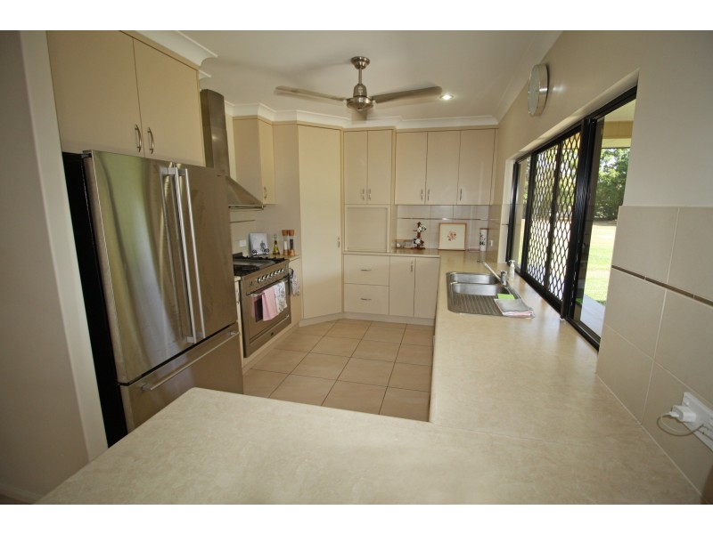 7 Dawson Road, Mareeba QLD 4880