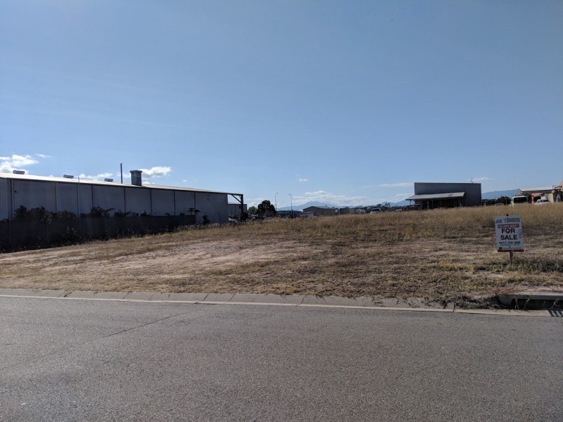 7 Gowan Street, Mareeba QLD 4880