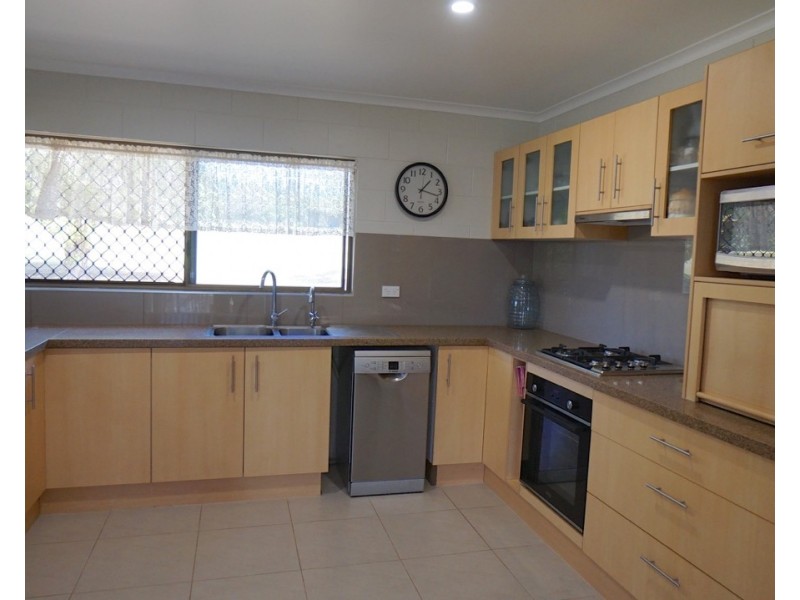 27 Appaloosa Crescent, Tolga QLD 4882