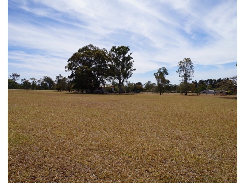 27 Appaloosa Crescent, Tolga QLD 4882