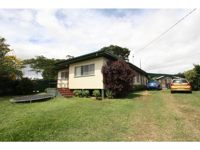 24 Macrae Street, Mareeba QLD 4880