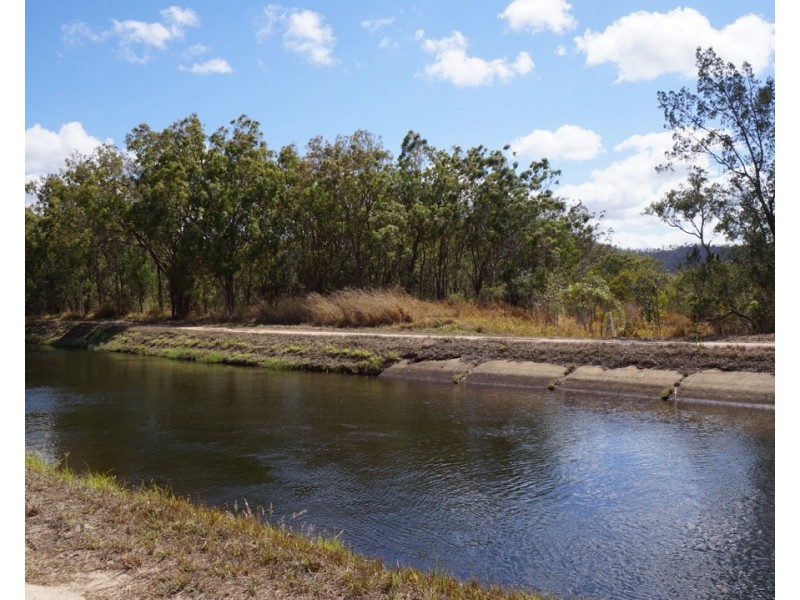 8 Kippen Drive, Mareeba QLD 4880