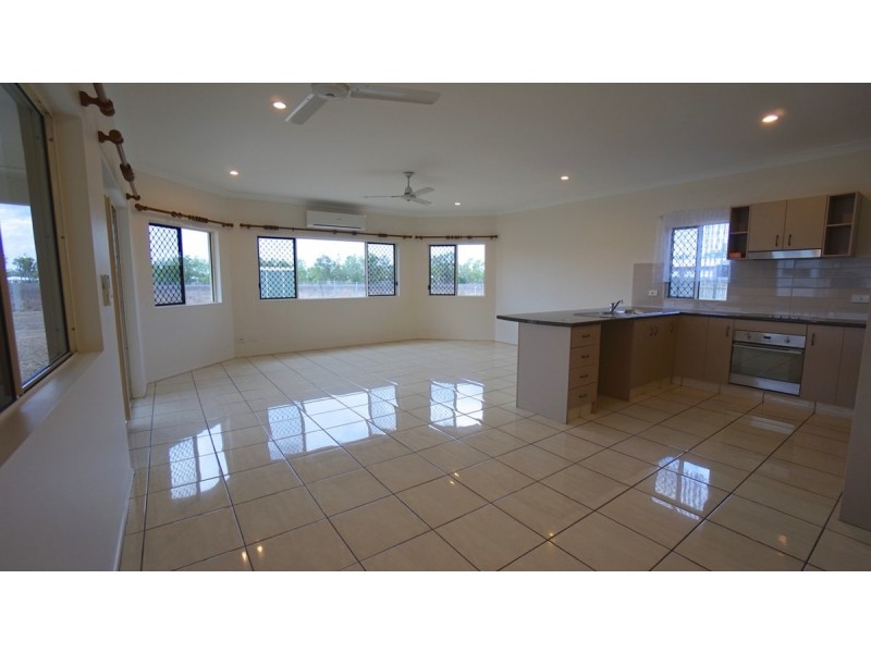 38 Jacana Close, Mareeba QLD 4880