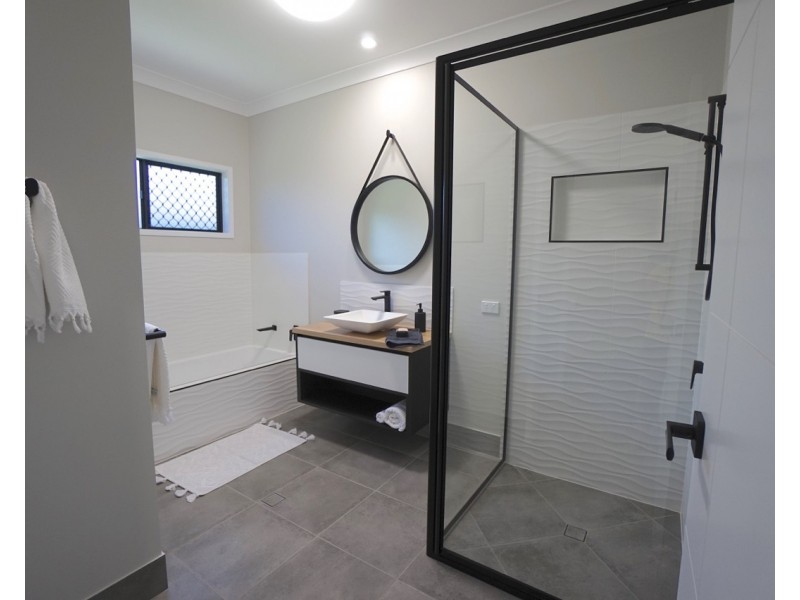 17 Jannali Court, Mareeba QLD 4880