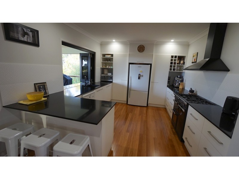 63 Bulankoff Road, Tolga QLD 4882