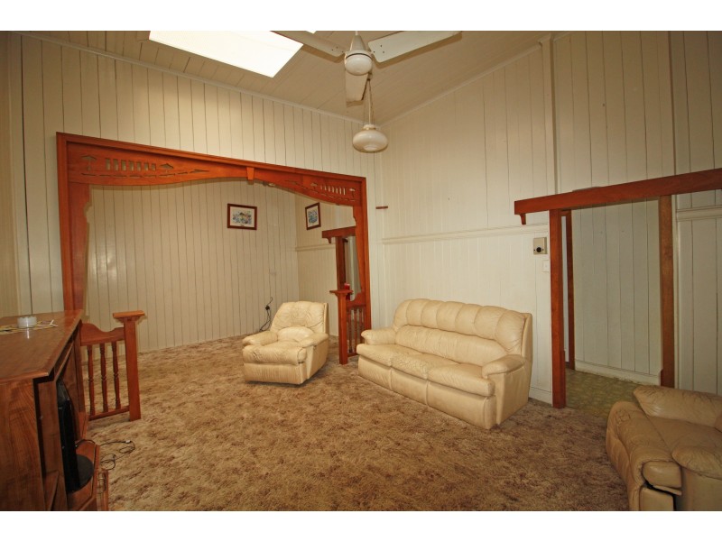 4 Constance Street, Mareeba QLD 4880