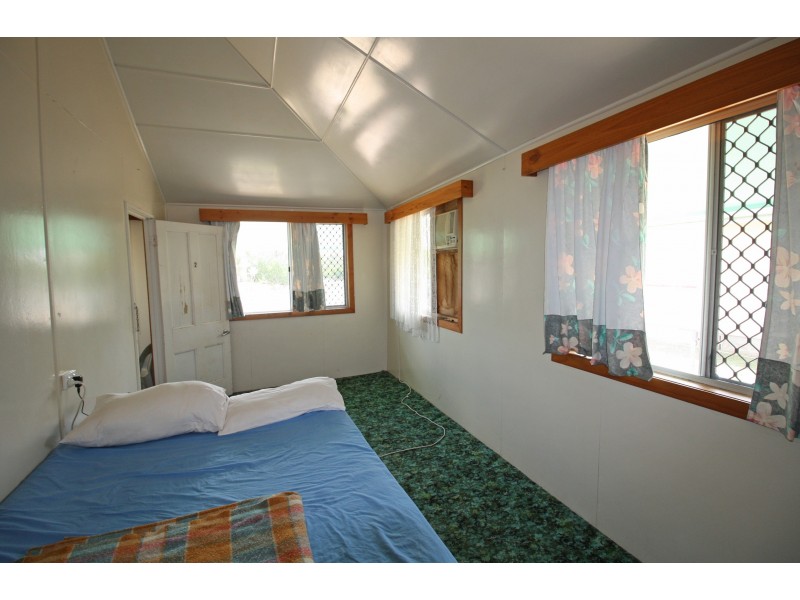 4 Constance Street, Mareeba QLD 4880