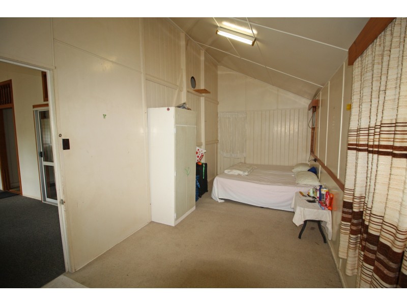 4 Constance Street, Mareeba QLD 4880