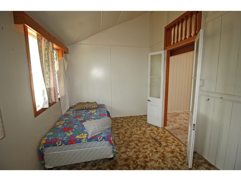 4 Constance Street, Mareeba QLD 4880