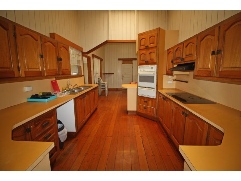 4 Constance Street, Mareeba QLD 4880