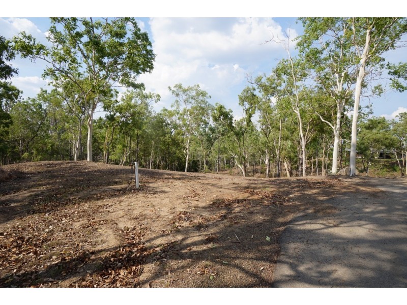 9 Bundanoon Court, Mareeba QLD 4880