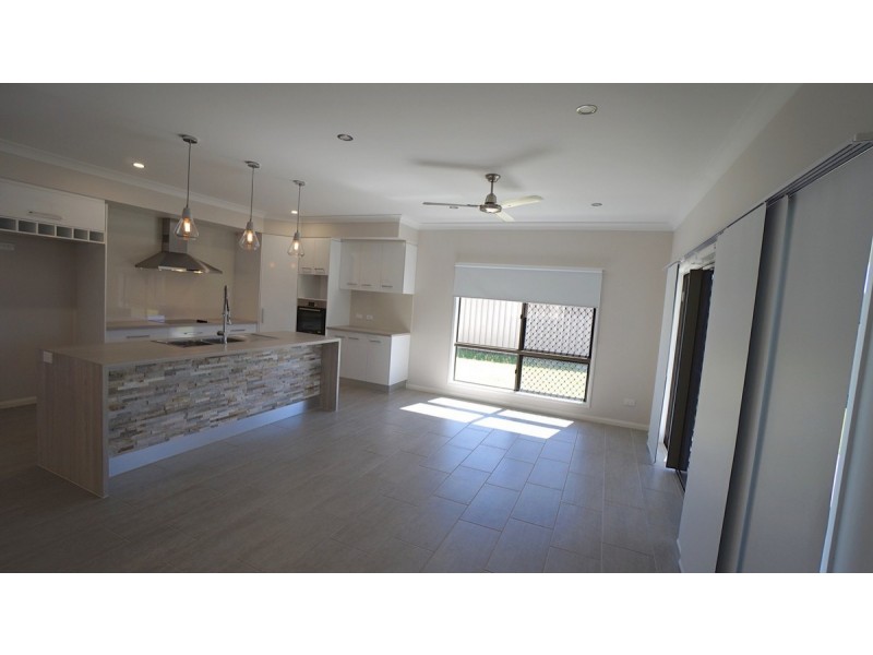 5 Curlew Close, Mareeba QLD 4880