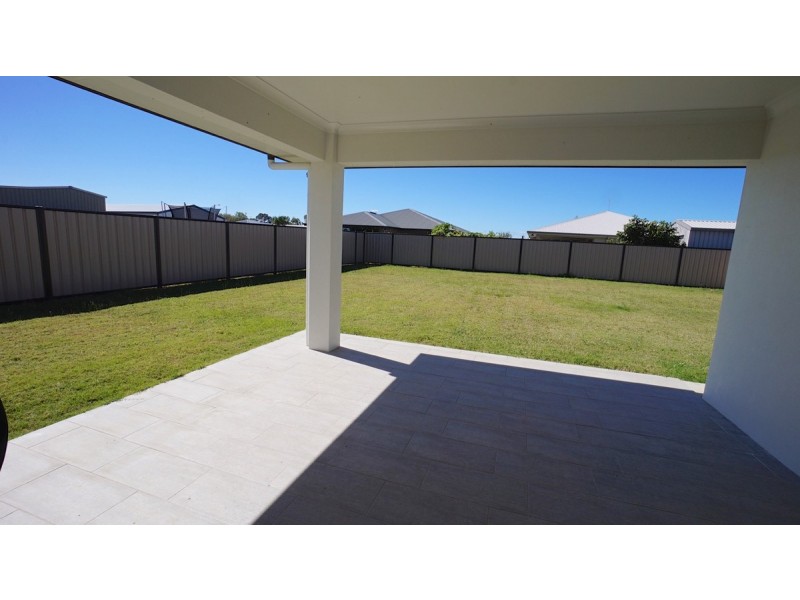 5 Curlew Close, Mareeba QLD 4880