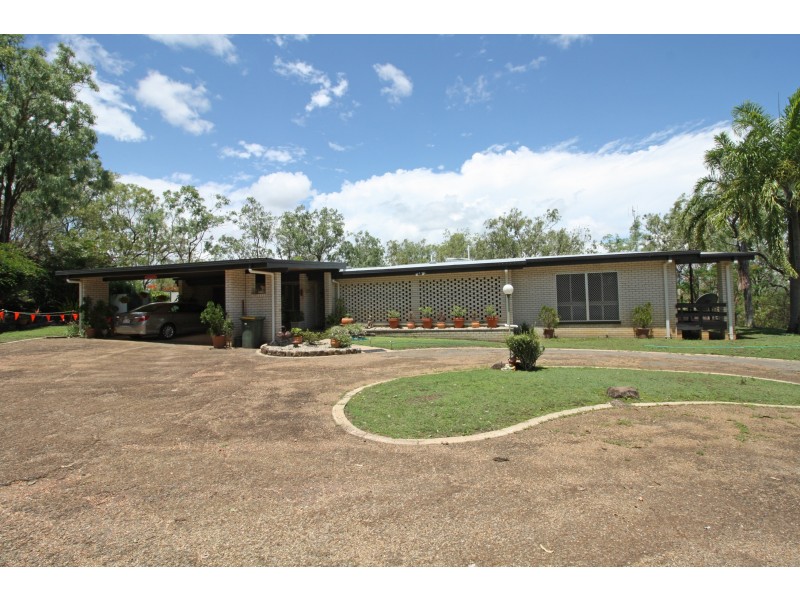 9 Kenneally Road, Mareeba QLD 4880