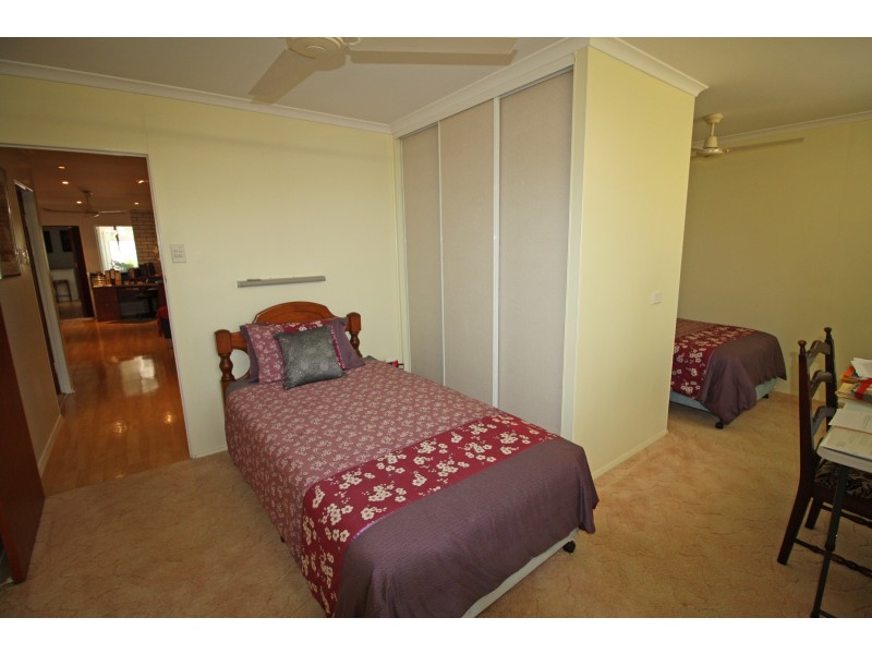 9 Kenneally Road, Mareeba QLD 4880