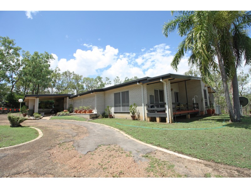 9 Kenneally Road, Mareeba QLD 4880