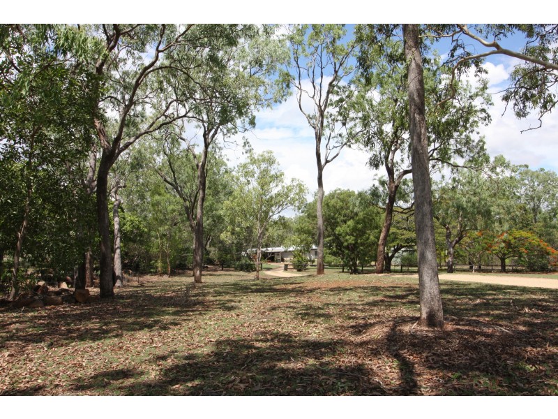 9 Kenneally Road, Mareeba QLD 4880