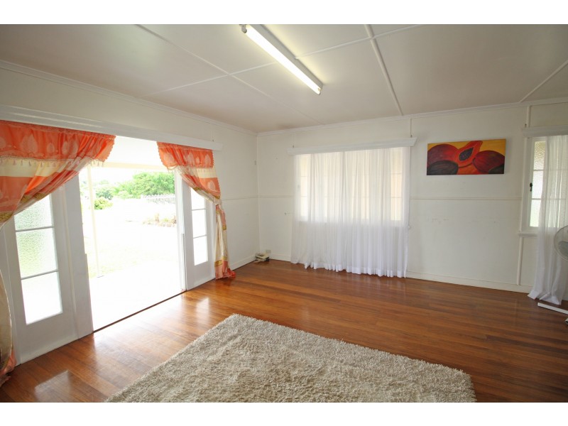 6 Constance Street, Mareeba QLD 4880