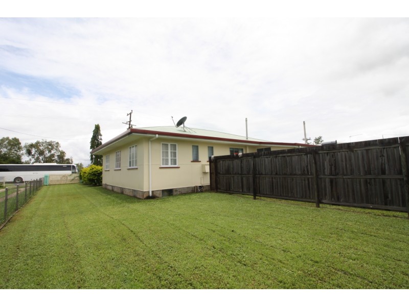 6 Constance Street, Mareeba QLD 4880