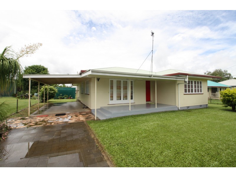 6 Constance Street, Mareeba QLD 4880