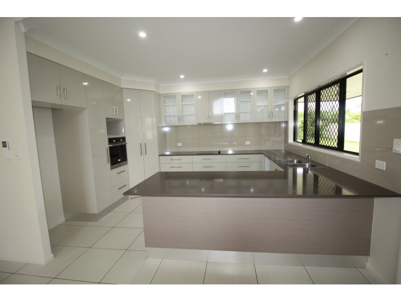 20 Wren Close, Mareeba QLD 4880