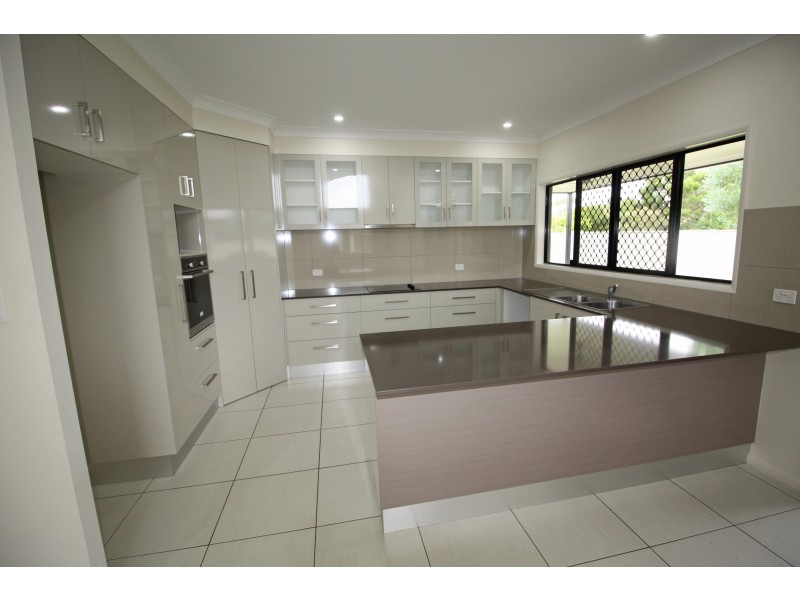 20 Wren Close, Mareeba QLD 4880