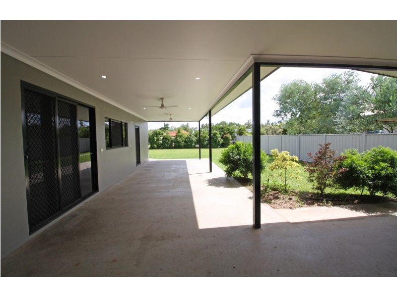 20 Wren Close, Mareeba QLD 4880