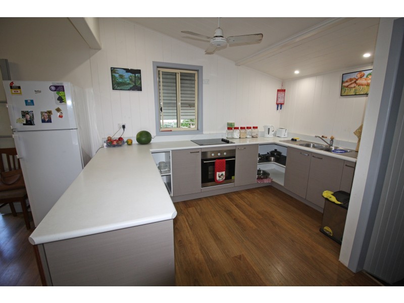 10 Troughton Street, Mareeba QLD 4880