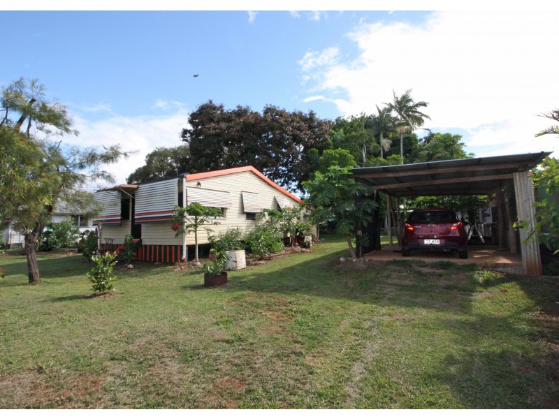 10 Troughton Street, Mareeba QLD 4880