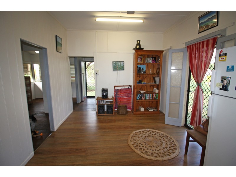 10 Troughton Street, Mareeba QLD 4880