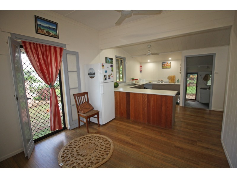 10 Troughton Street, Mareeba QLD 4880