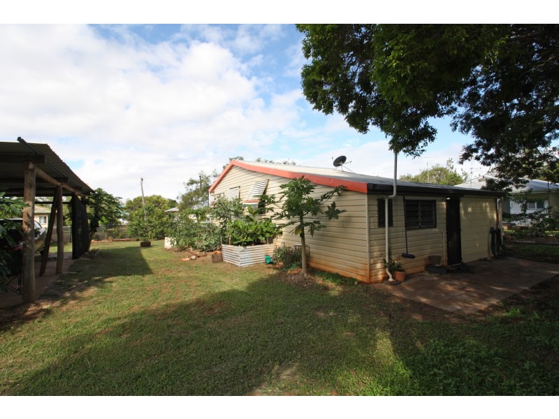 10 Troughton Street, Mareeba QLD 4880